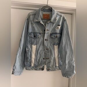 Vintage distressed Levi Denim Jacket
